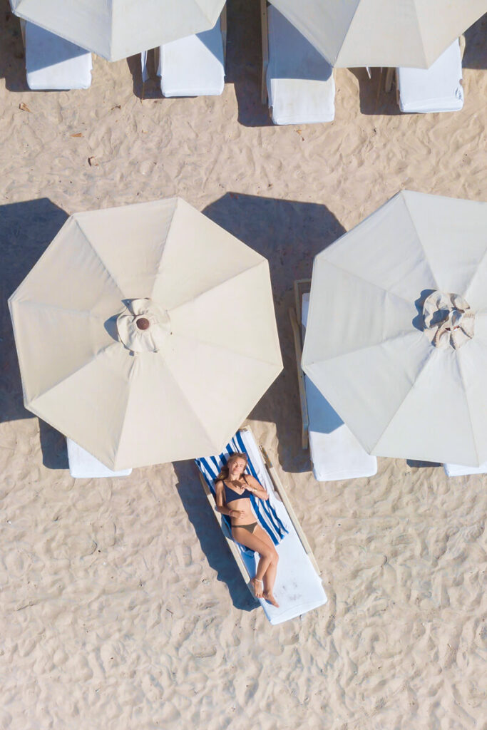 Relax sotto all'ombrellone al Blu Beach Club
